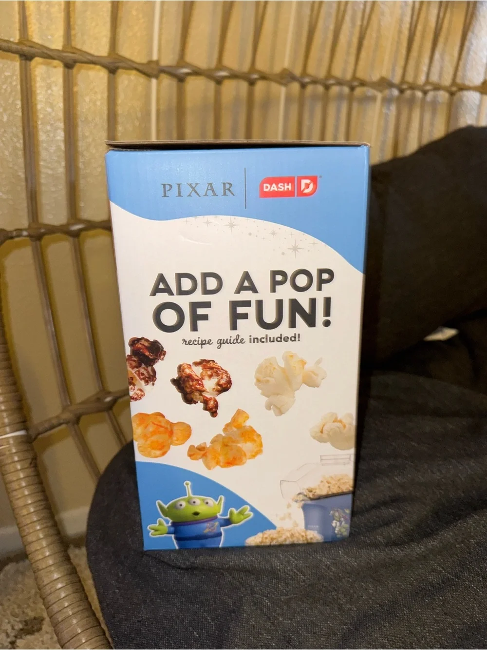 Disney Dash Toy Story Fresh Pop Popcorn Maker